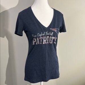 New England Patriots Women's Navy Blue V-Neck Tee
